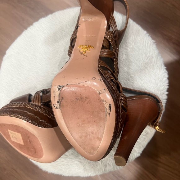 Prada - Picture 11 of 13